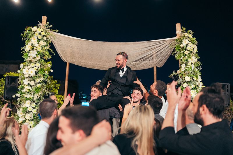 נעמה ואורי — לורנס, יפו · תמונה 77 מתוך 96